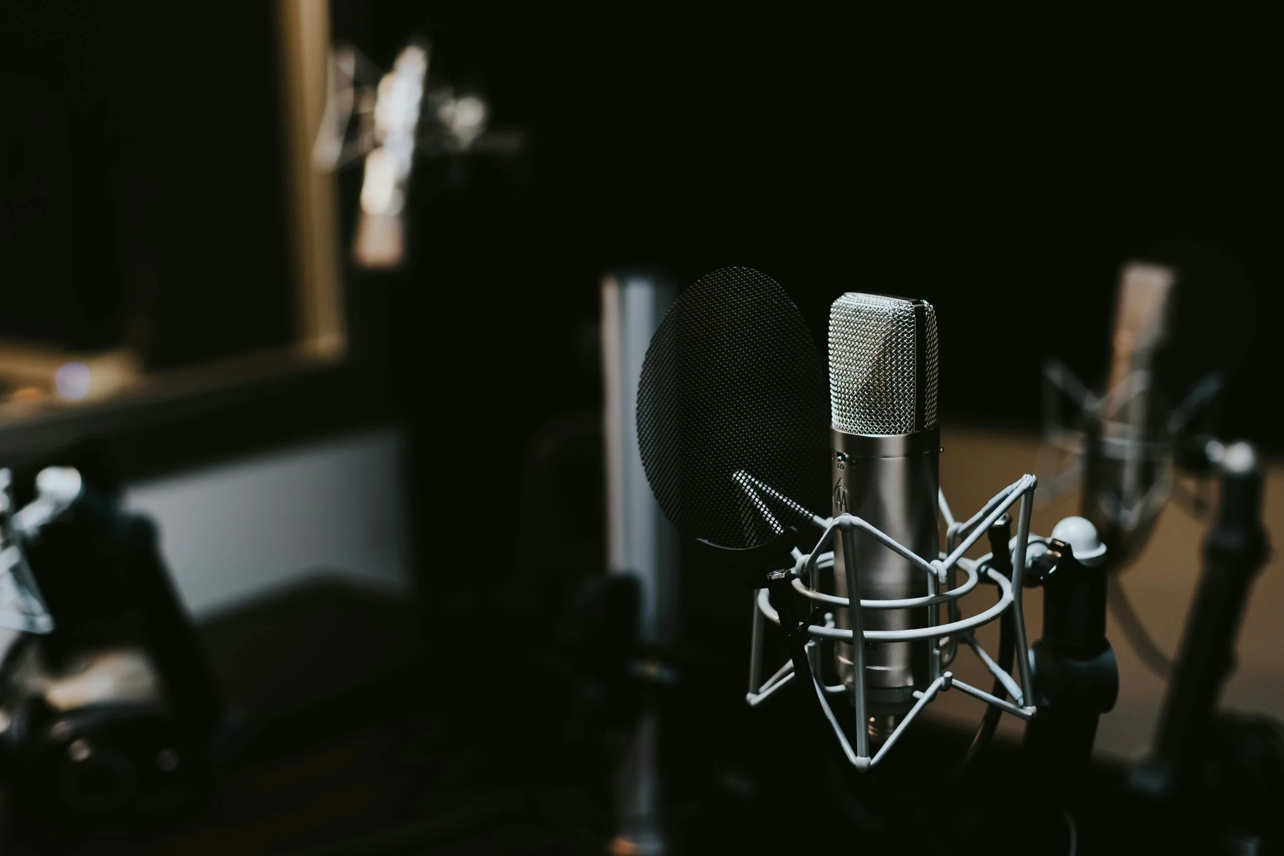 You are currently viewing 6 Ways to Utilize Radio Advertising Services to Reach More People